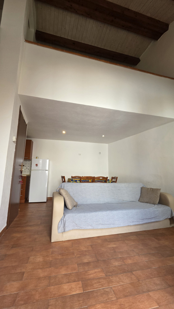 Casa indipendente ristrutturata a Basic�