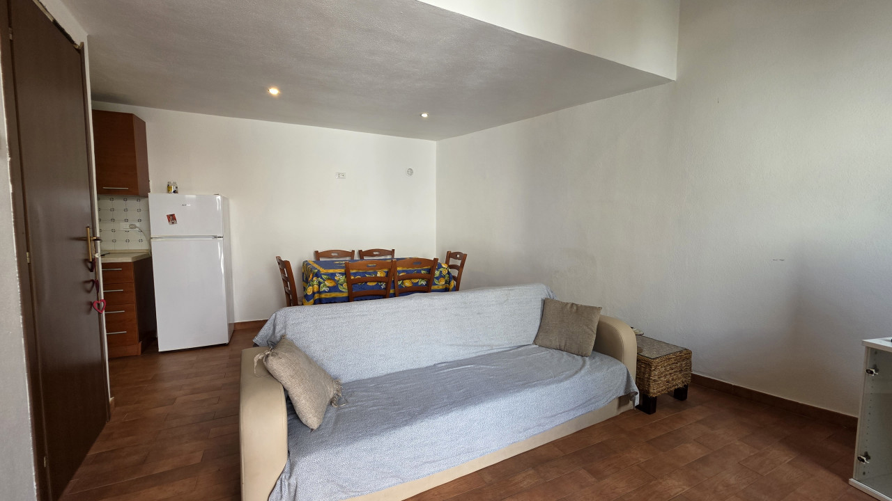 Casa indipendente ristrutturata a Basic�