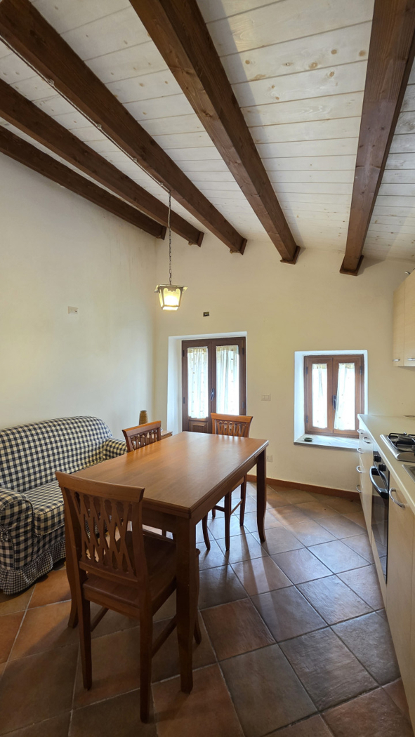 Casa indipendente ristrutturata a Basic�