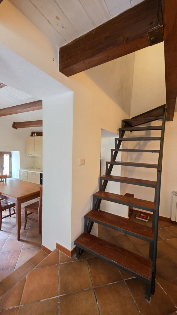 Casa indipendente ristrutturata a Basic�