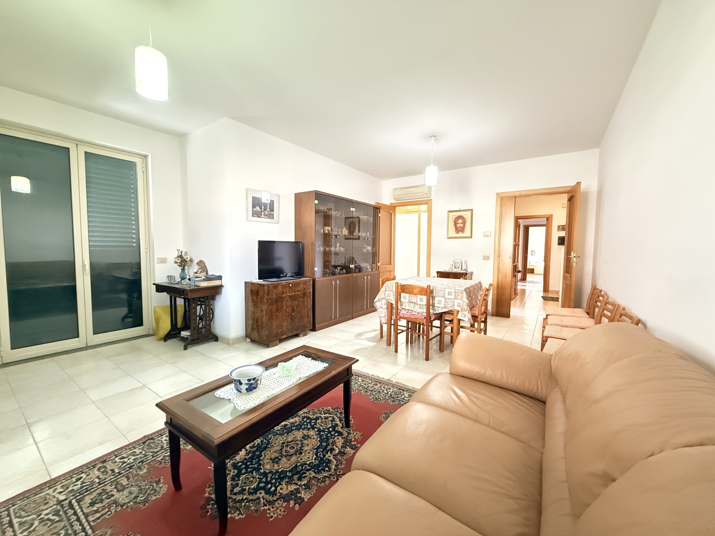 Trilocale con box a Milazzo