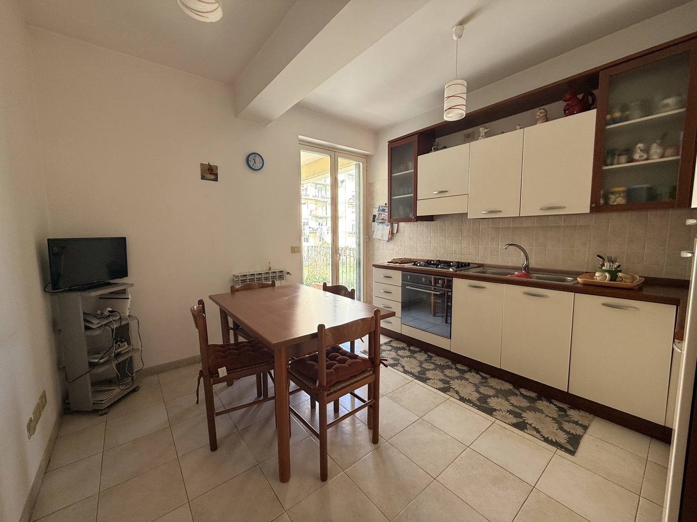 Trilocale con box a Milazzo