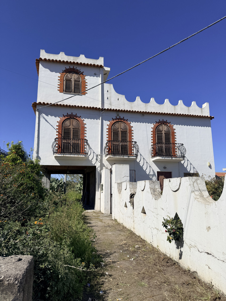 Appartamento con giardino a Barcellona Pozzo di Gotto
