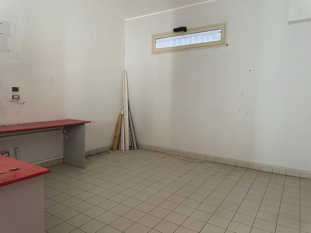 Magazzino in vendita a San Filippo del Mela