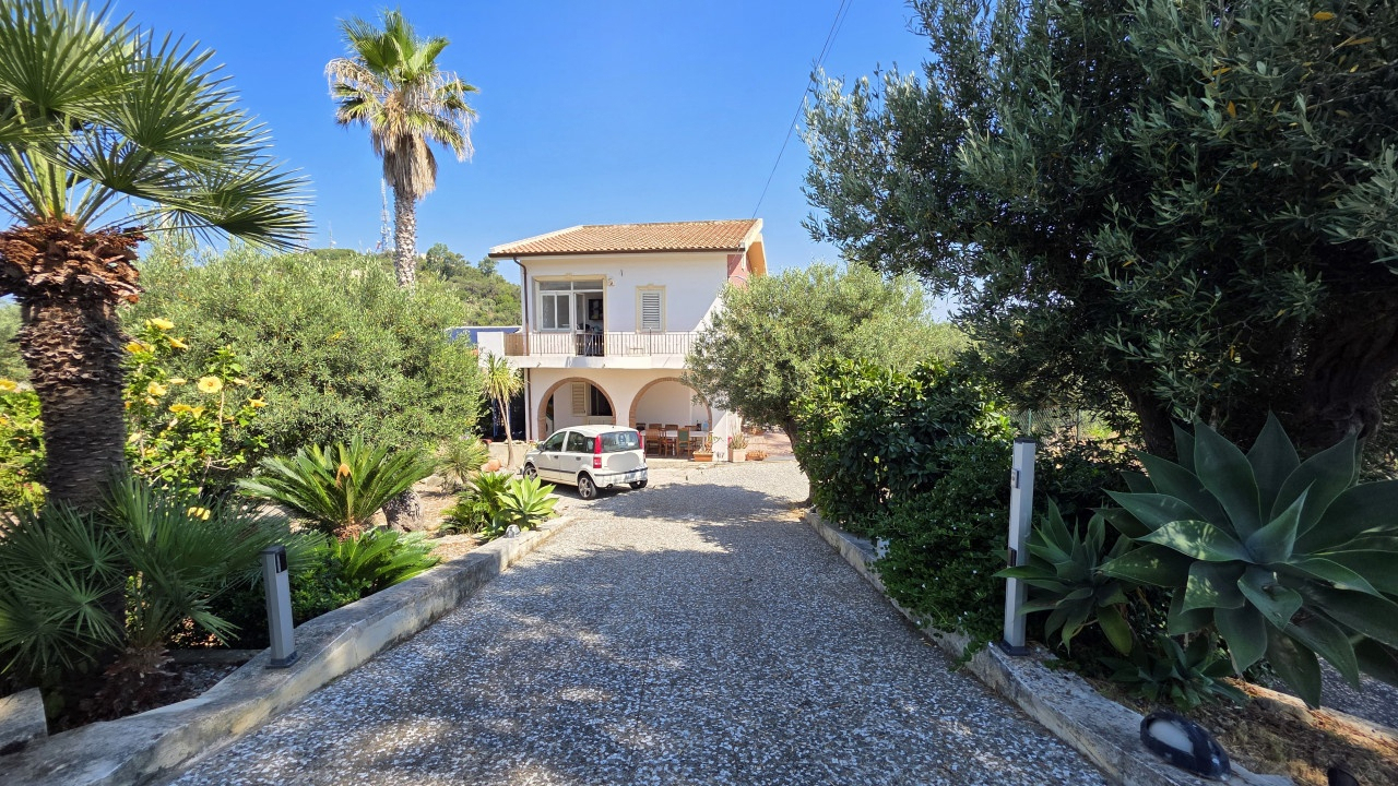 Villa con giardino a Milazzo
