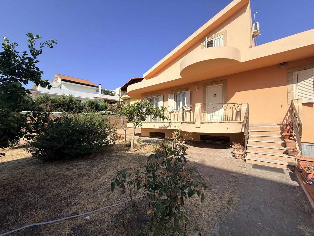 Villa con giardino a Milazzo