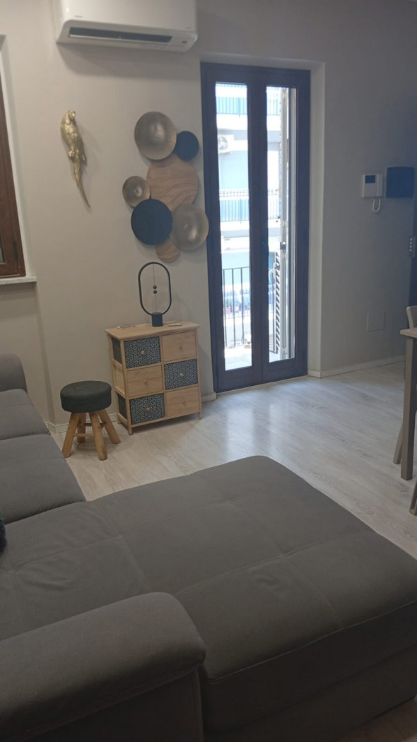 Trilocale arredato in affitto a Milazzo