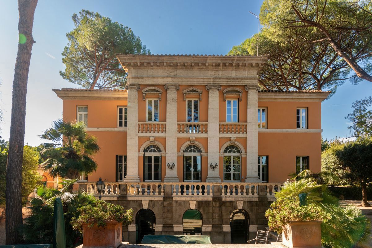 Villa ristrutturata a Roma