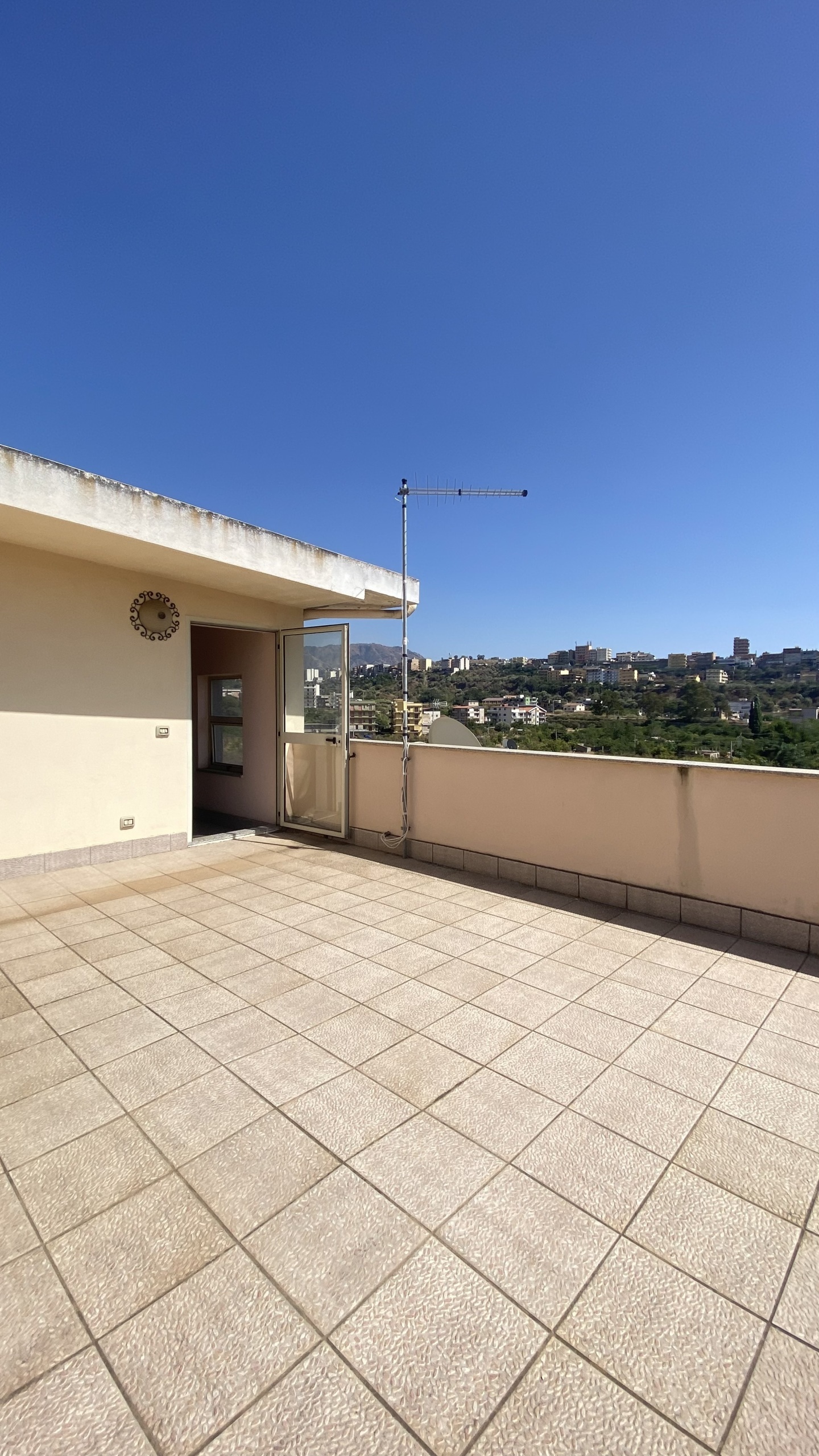 Casa indipendente in vendita in via spirito santo 289, Reggio Calabria