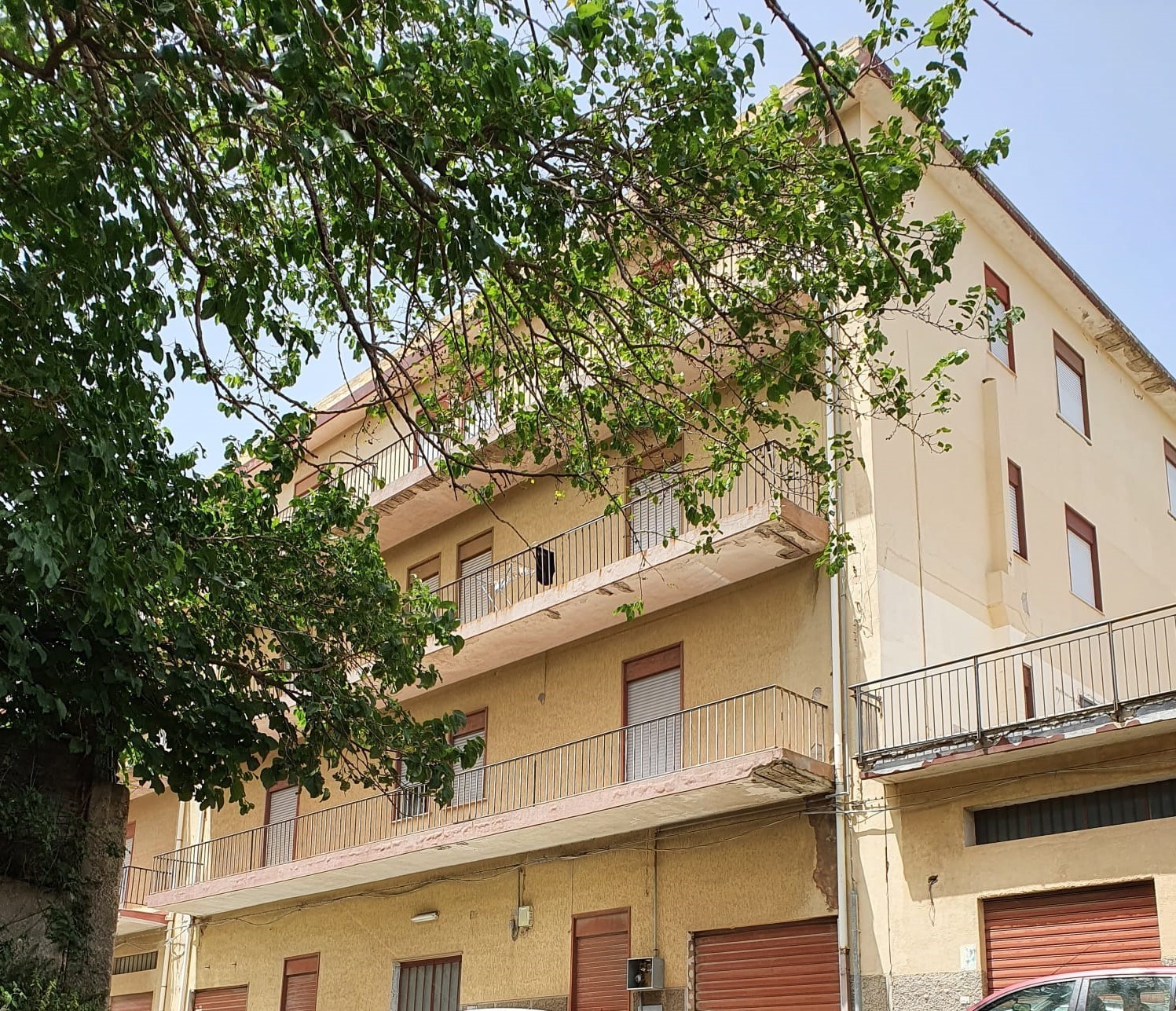 Capannone nuova in eremo condera diramazione postorino 24, Reggio Calabria