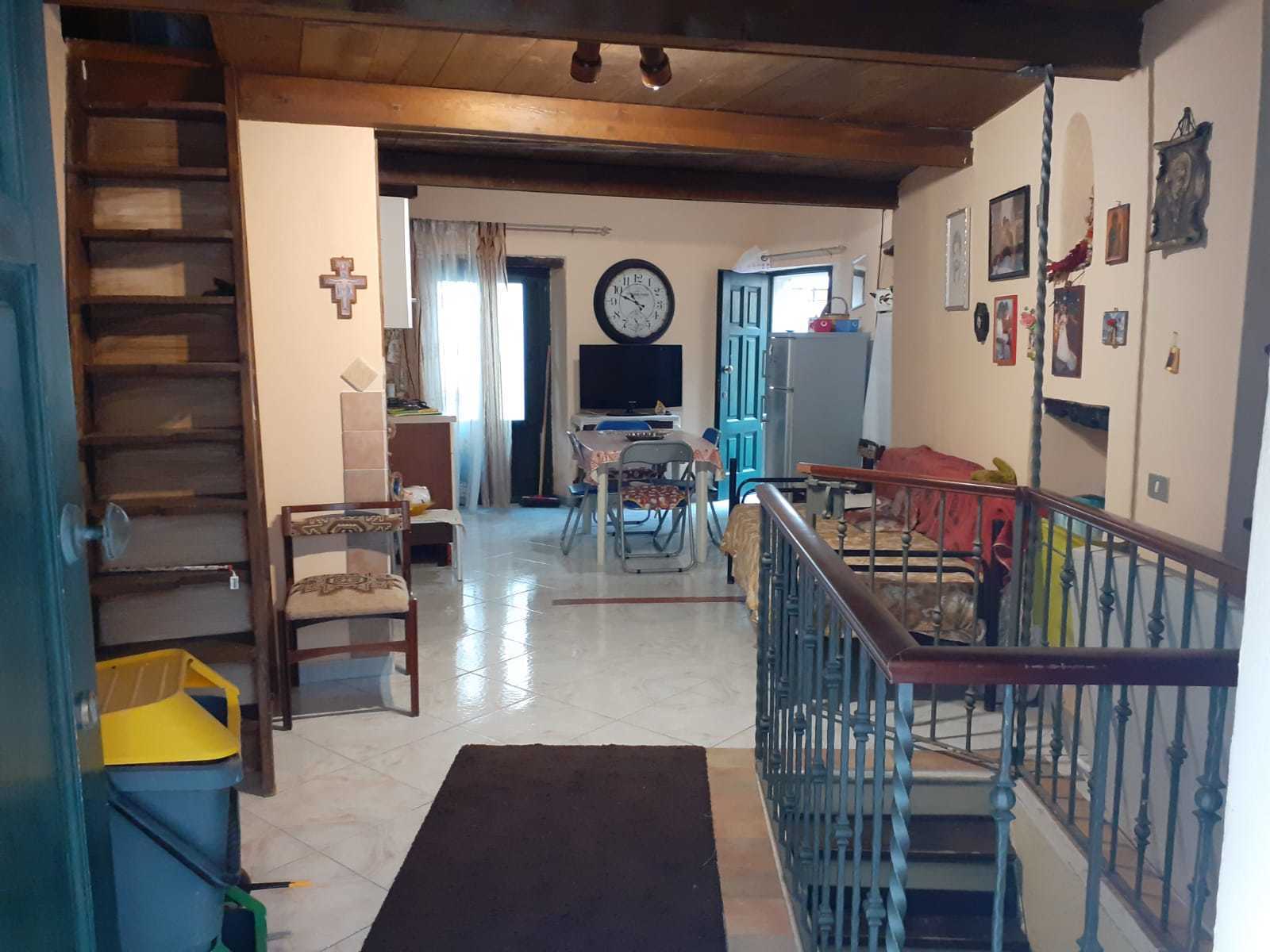 Casa indipendente in vendita in via spirito santo, Bova