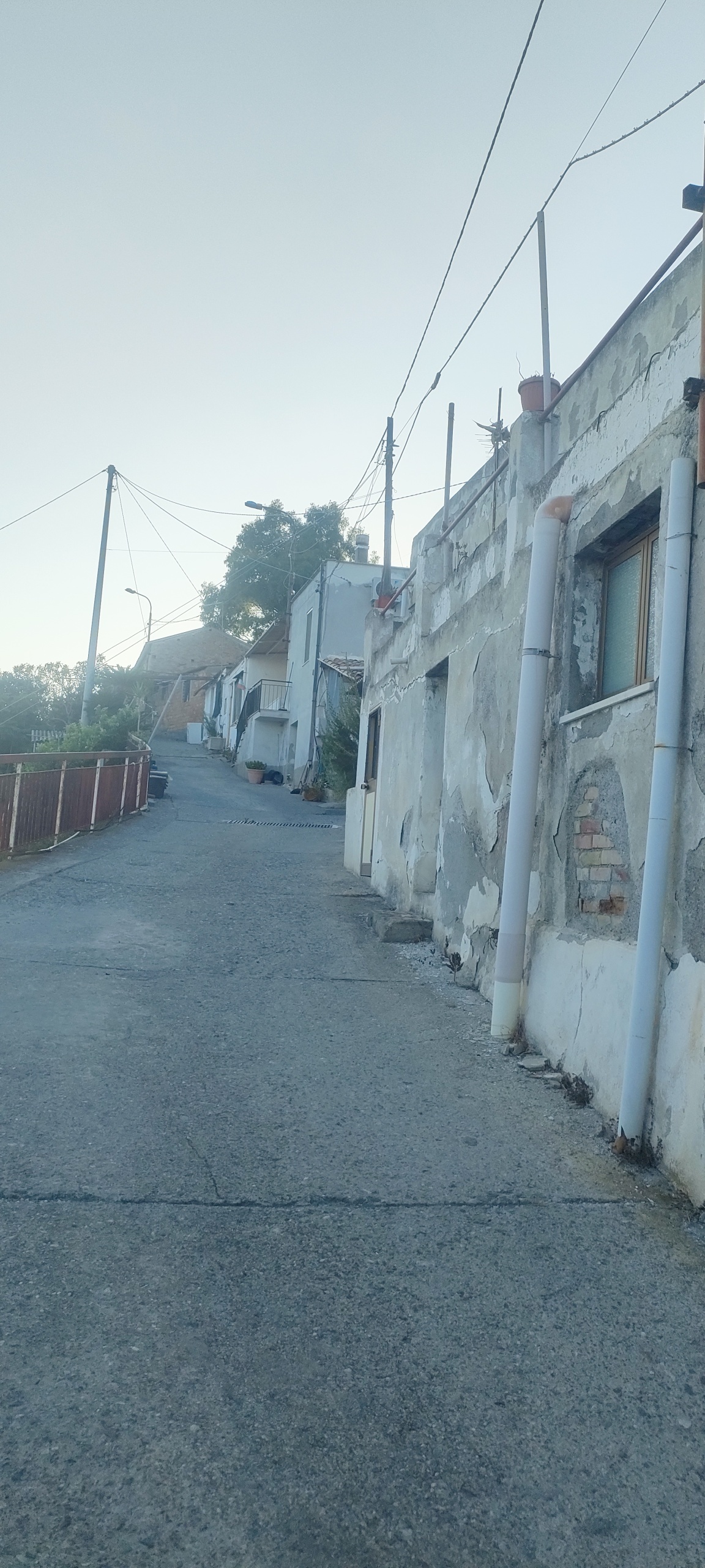 Appartamento da ristrutturare in via agrillei 2, Palizzi