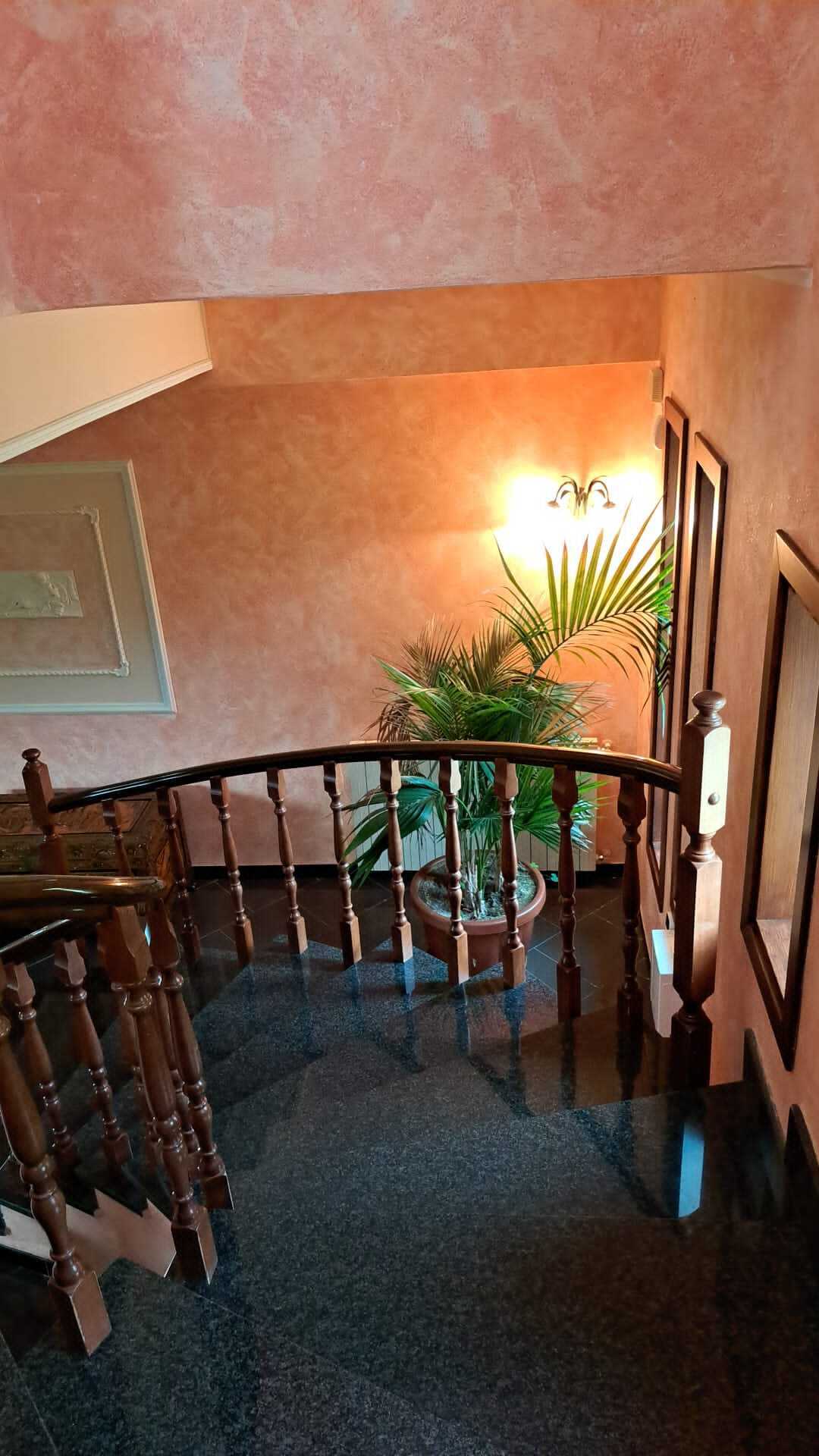 Villa con giardino in viale magna grecia 21, Bova Marina