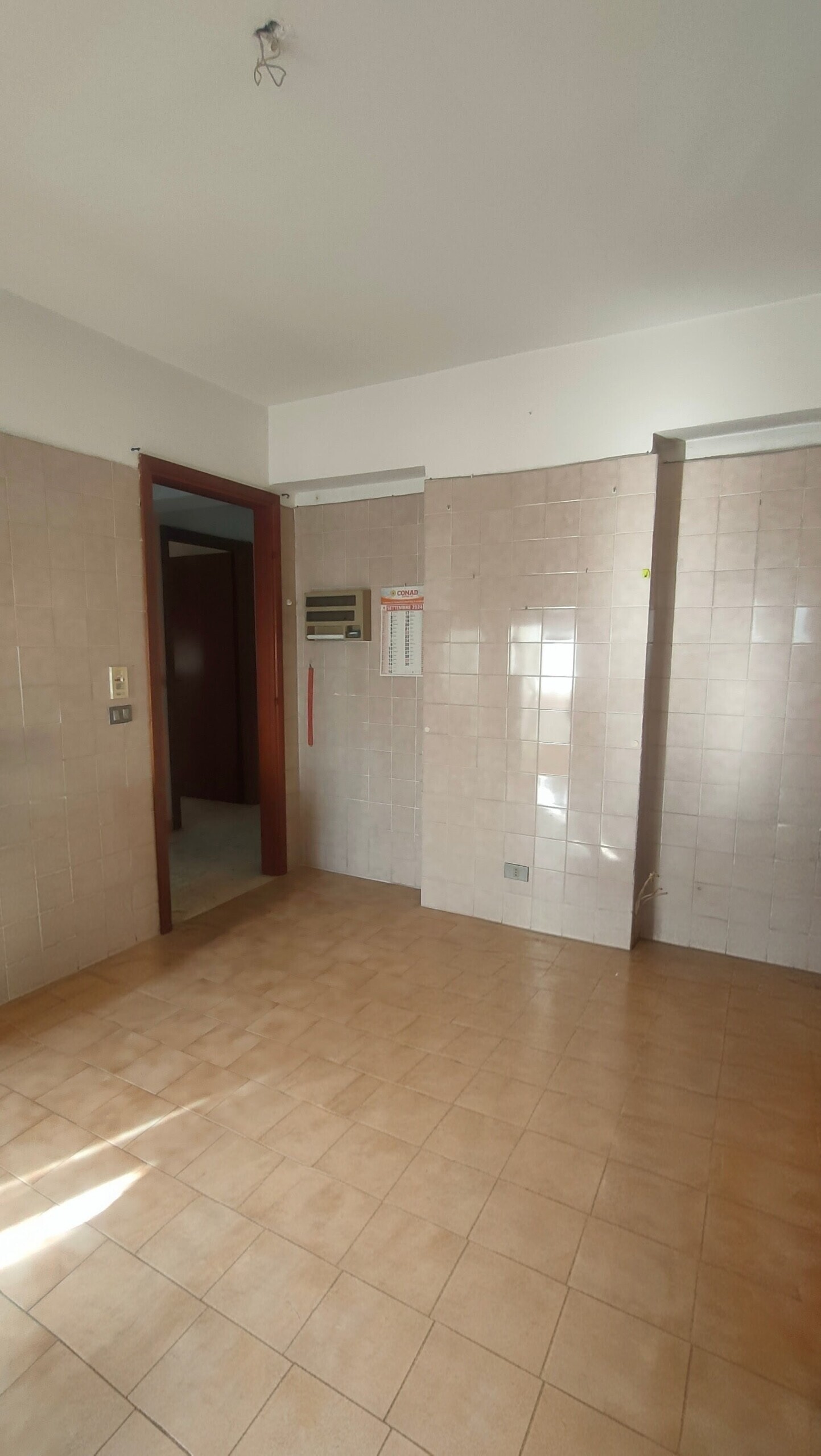 Quadrilocale da ristrutturare in via arghill� sud, Reggio Calabria