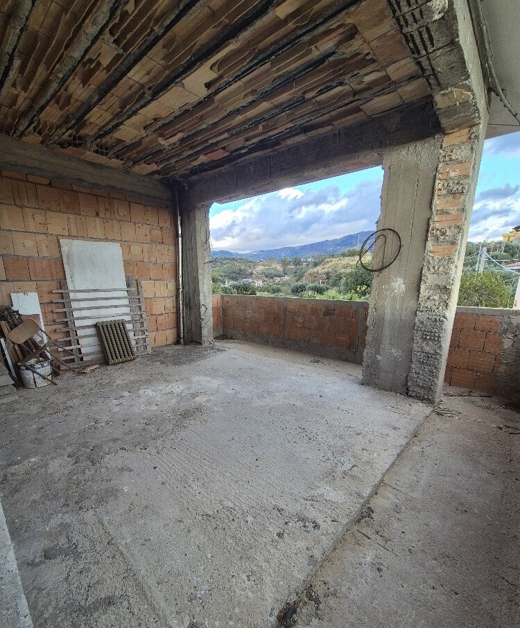 Quadrilocale in vendita in contrada caridi 7, Reggio Calabria