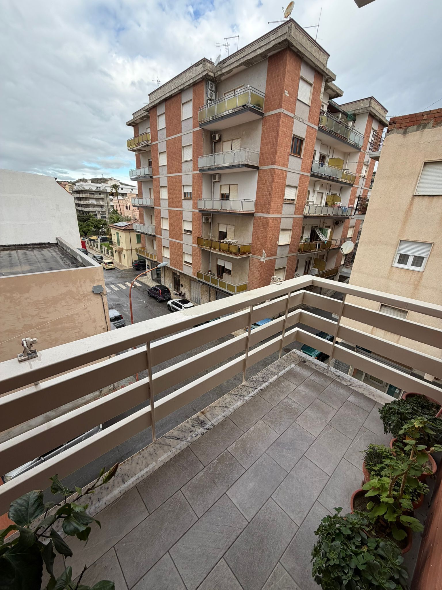 Quadrilocale in vendita in via monte nero 9, Bova Marina