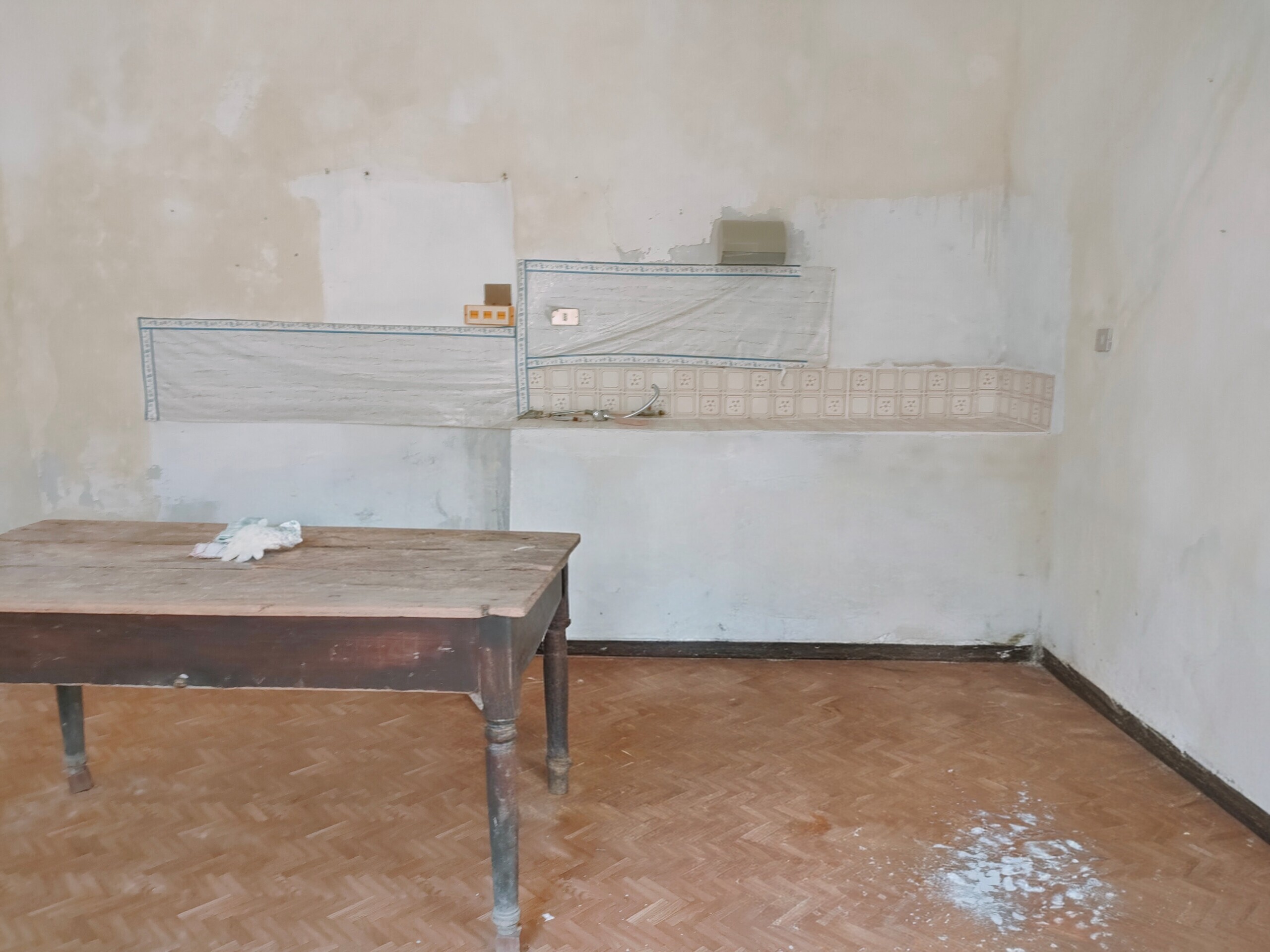 Casa indipendente da ristrutturare in via santo spirito 18, Bova