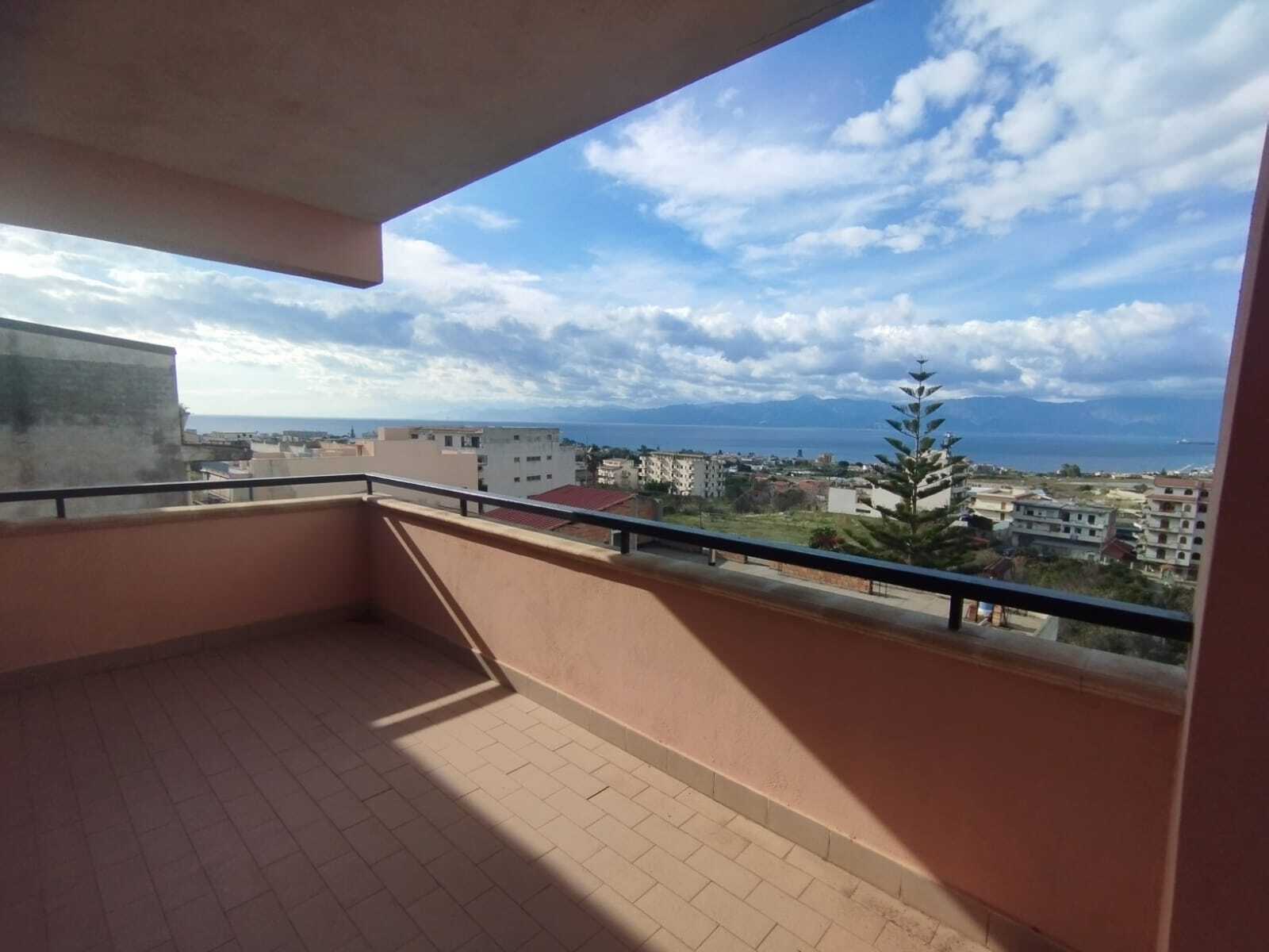 Attico in vendita in via trapezzoli sudvia trapezzoli sud san gregorio, Reggio Calabria