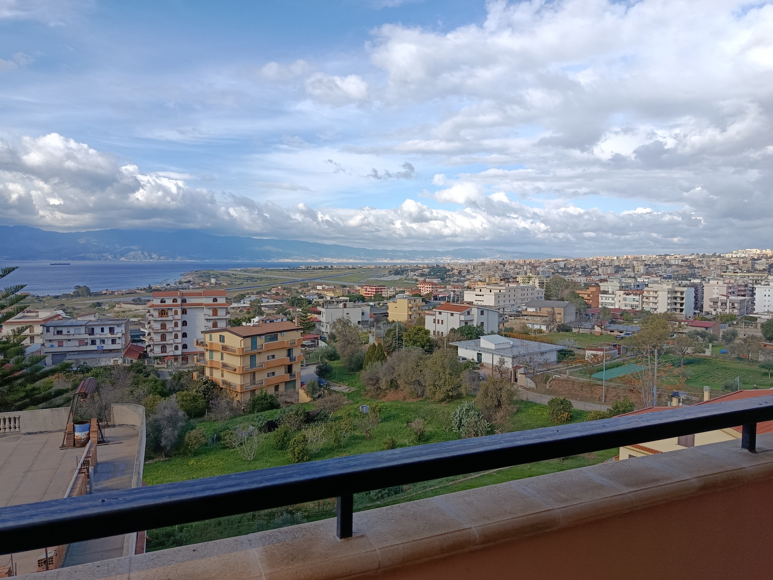 Attico in vendita in via trapezzoli sudvia trapezzoli sud san gregorio, Reggio Calabria