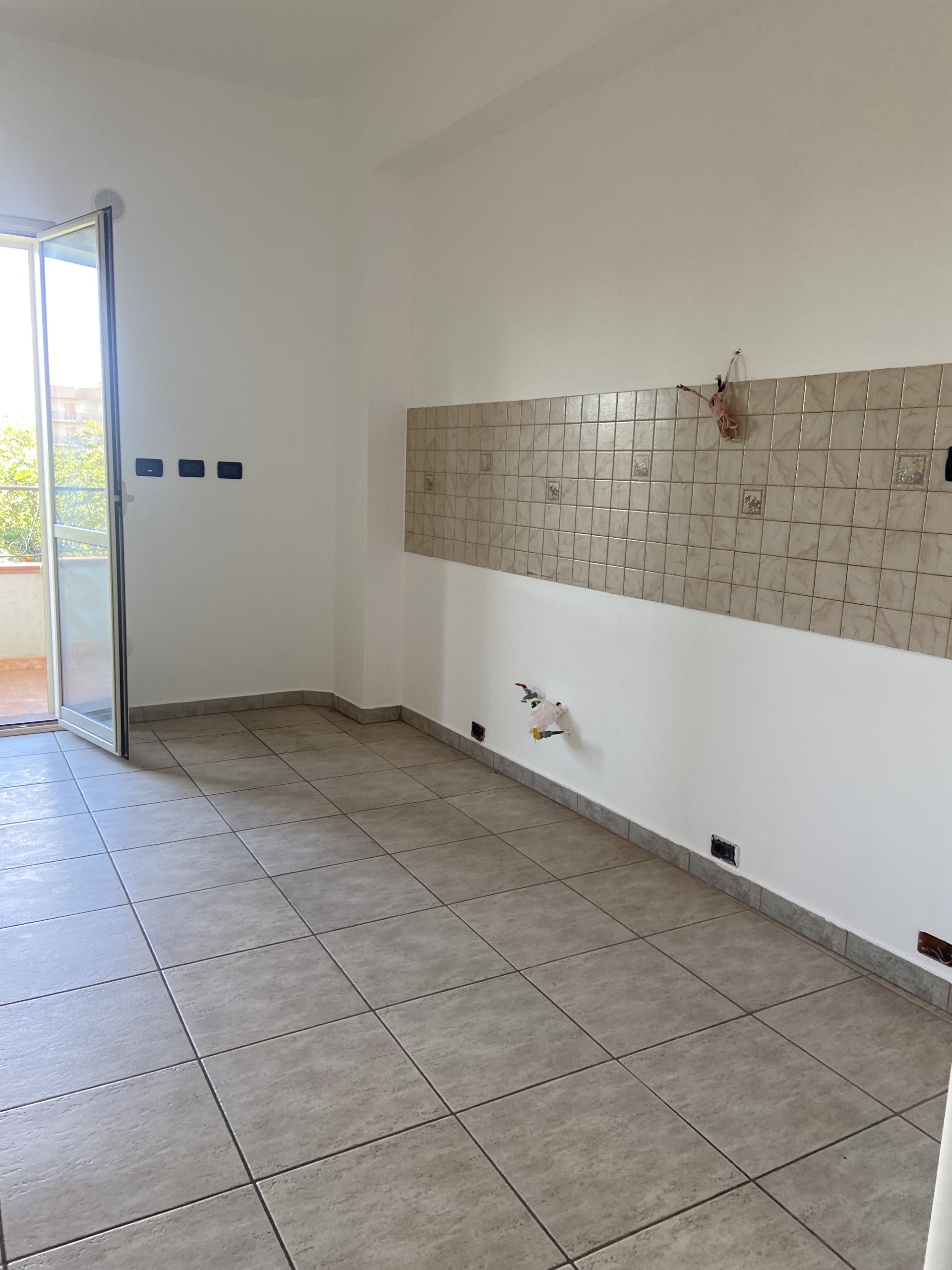 Quadrilocale in affitto in via abate sant'elia 147, Reggio Calabria