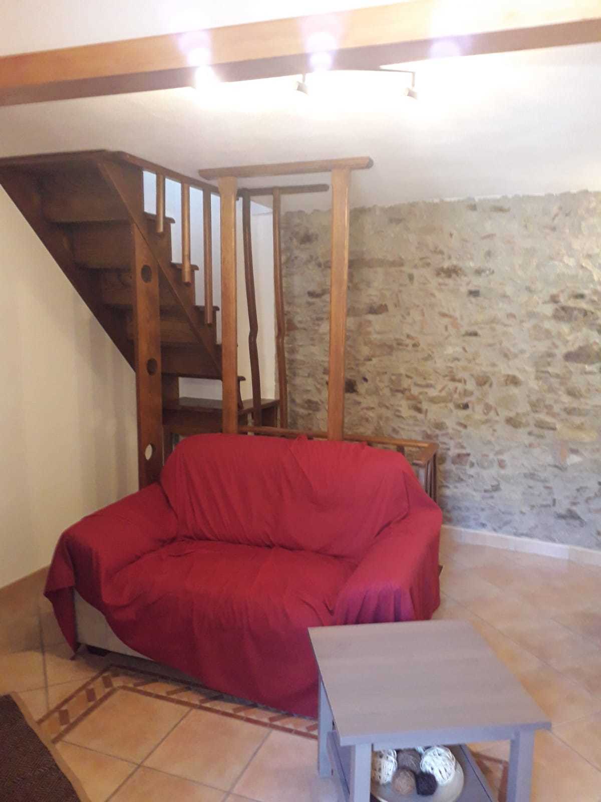 Casa indipendente ristrutturata in via maddalena 26, Bova