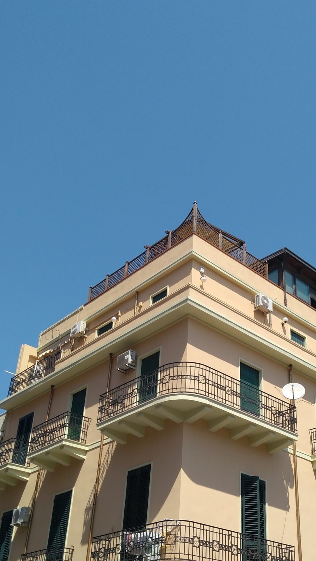 Bilocale ristrutturato in via caprera 13, Reggio Calabria
