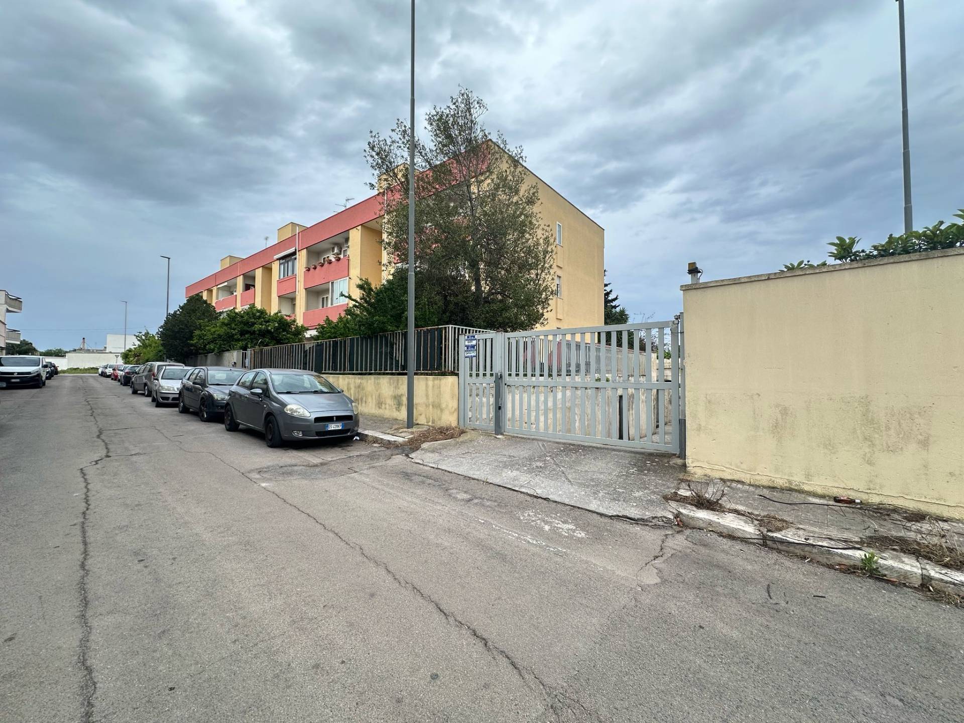 Box - Garage in vendita a Lecce, Zona Casermette