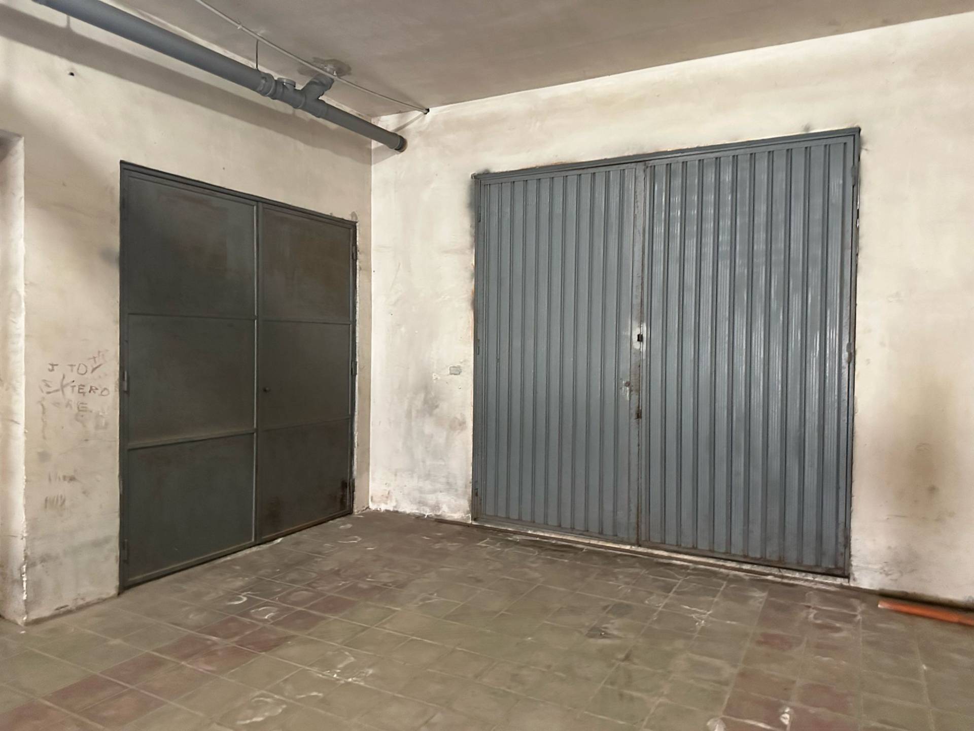 Box - Garage in vendita a Lecce, Zona Casermette
