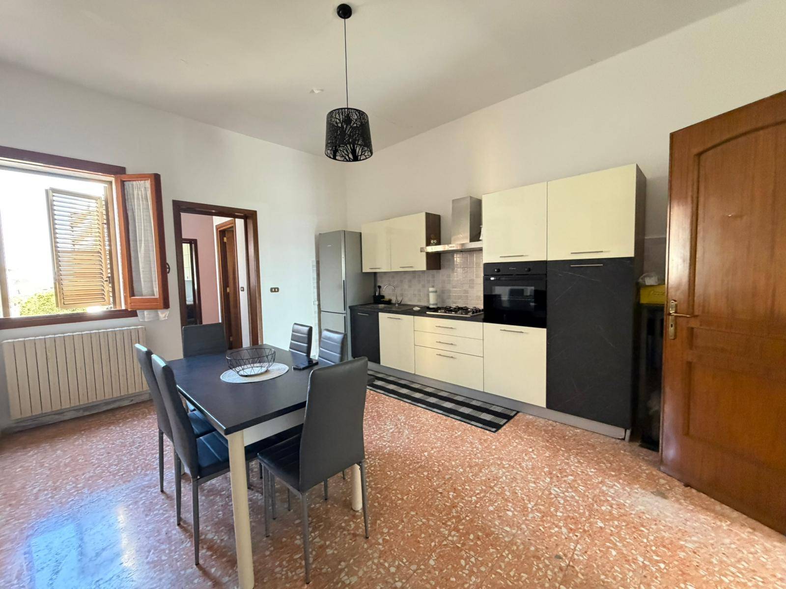 Appartamento in vendita a Lecce, Zona Casermette