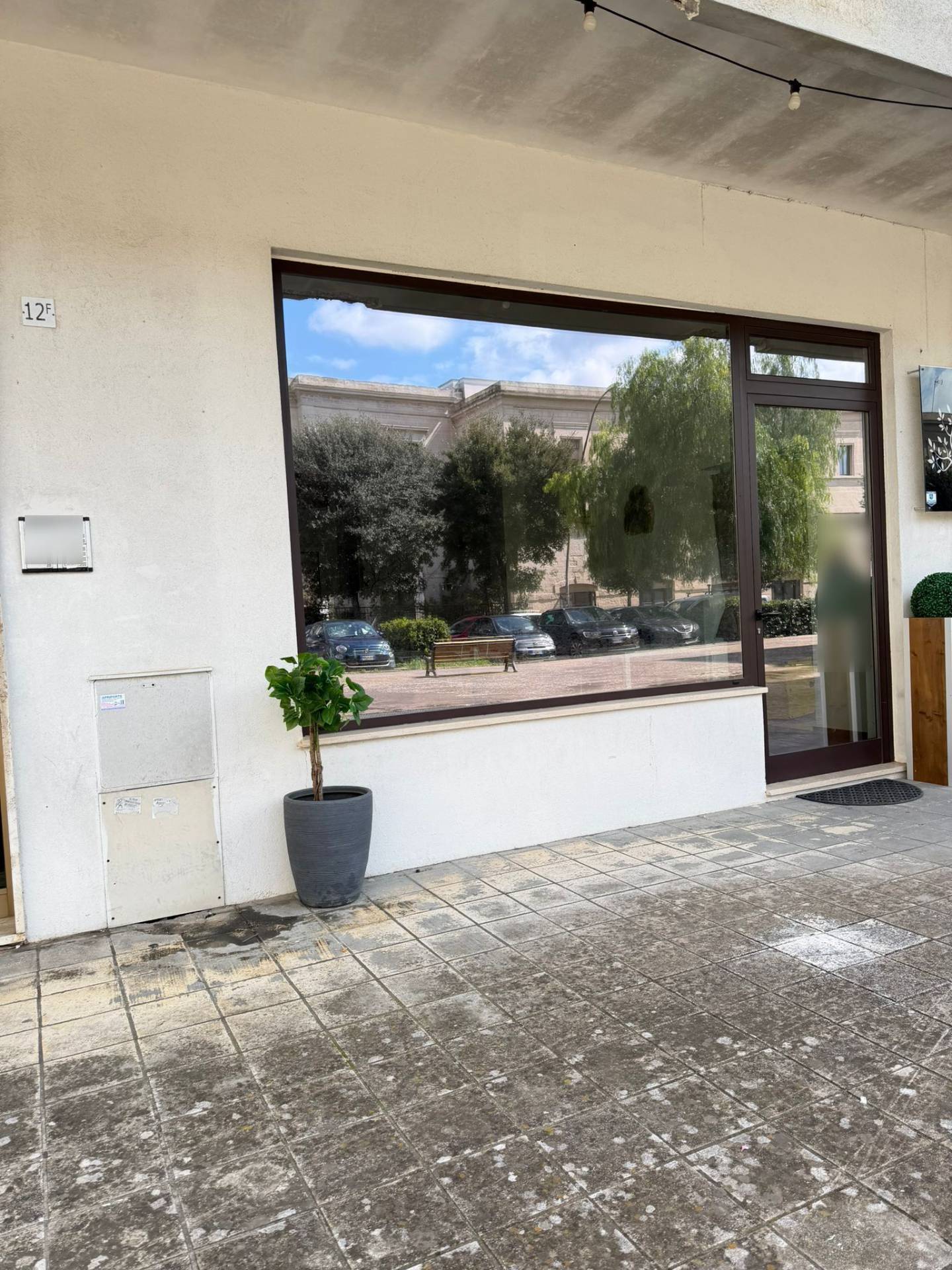 Negozio in vendita a Lecce