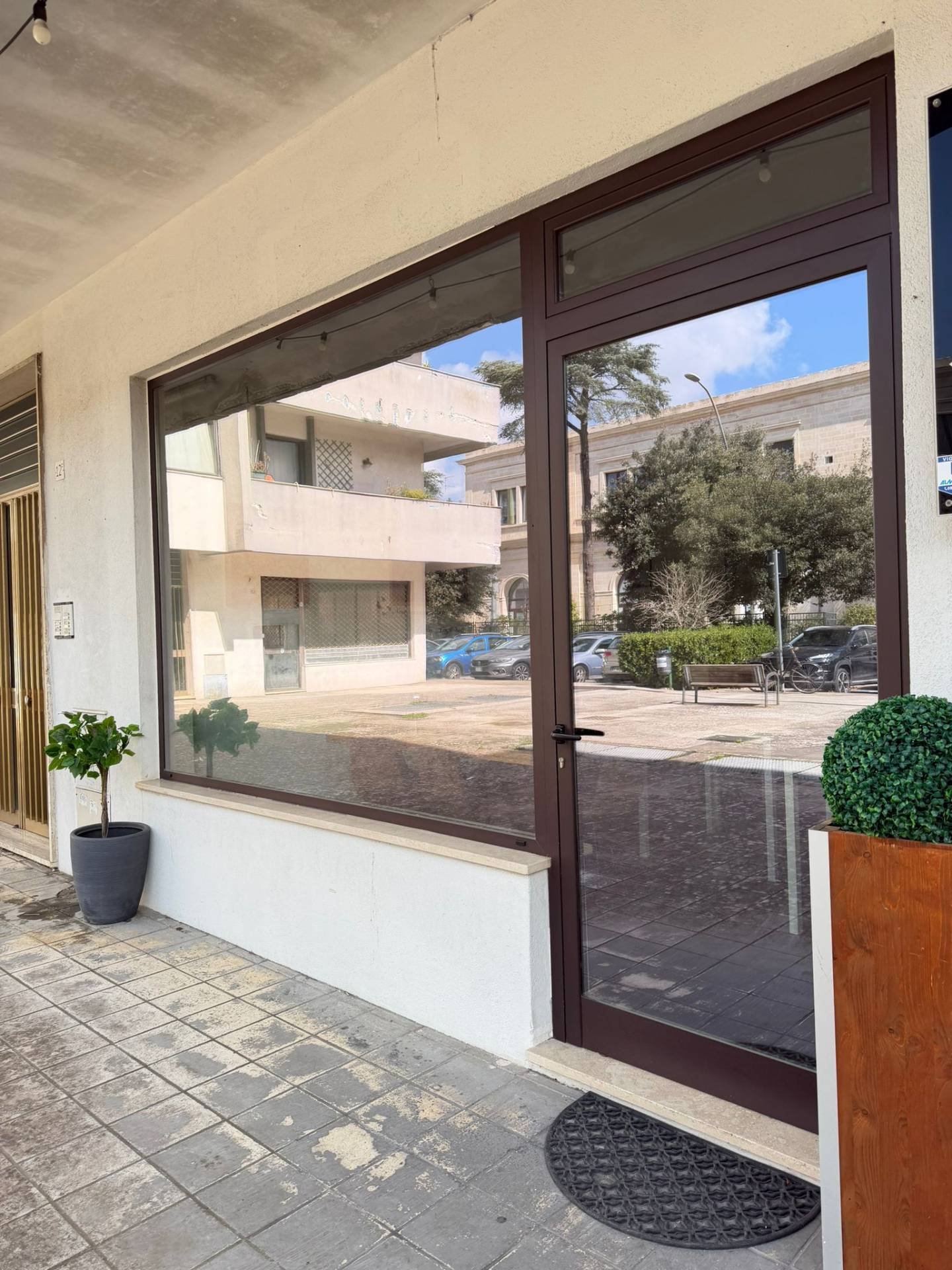 Negozio in vendita a Lecce
