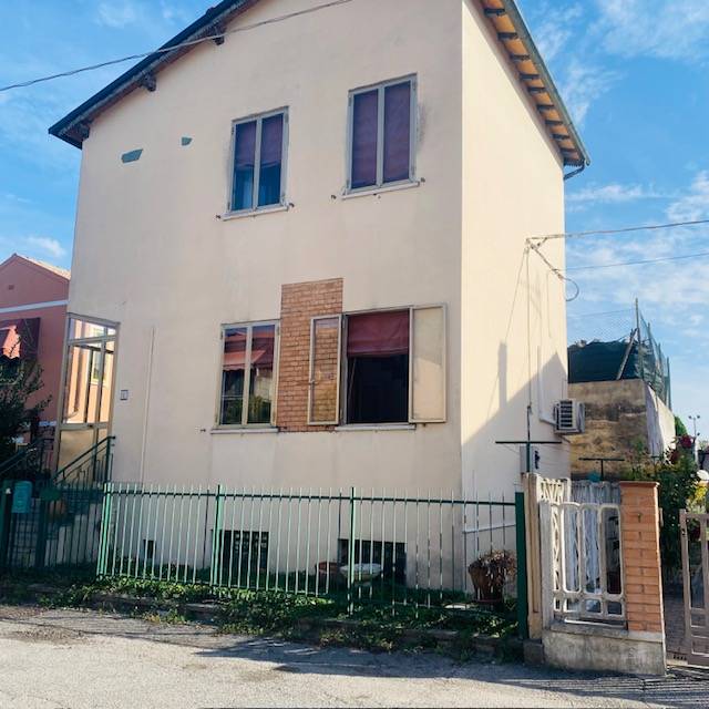 casa indipendente in vendita a Ferrara, Porotto-Cassana