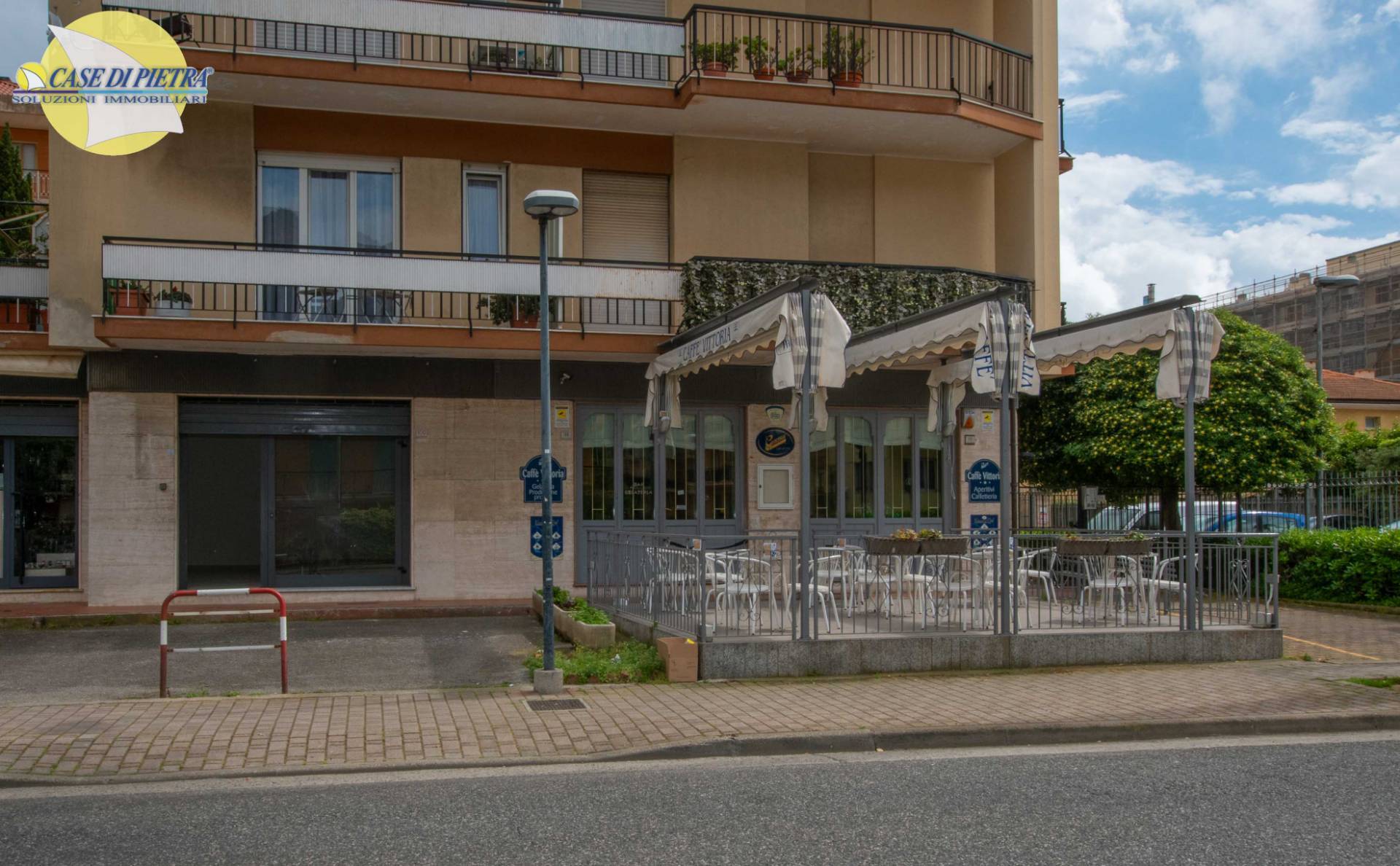 Locale commerciale in vendita a Pietra Ligure