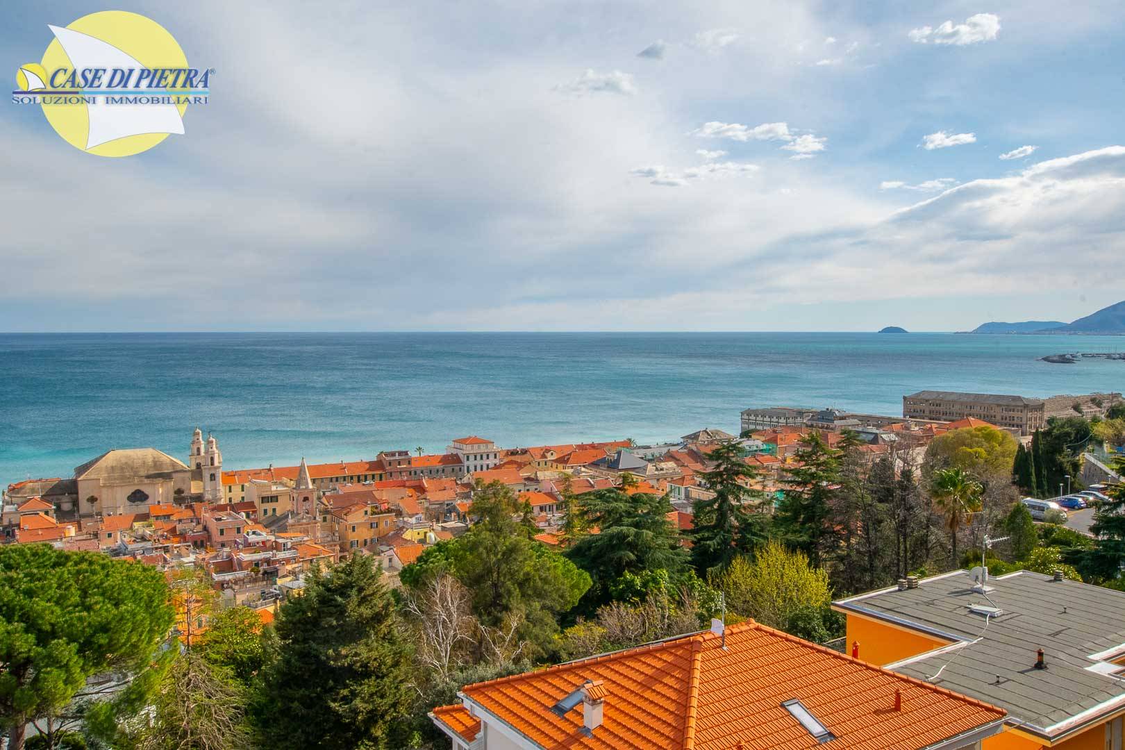 Trilocale in vendita a Pietra Ligure