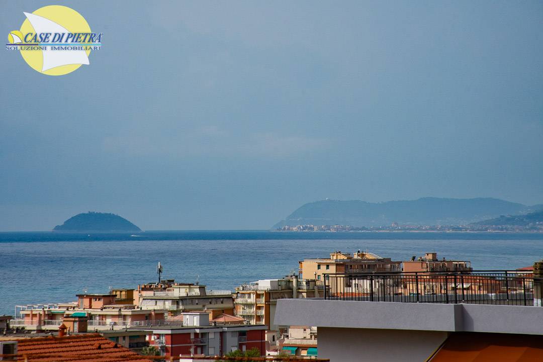 Bilocale in vendita a Pietra Ligure