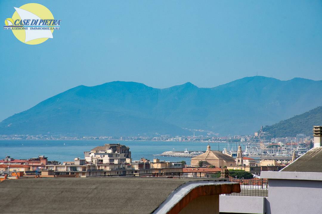 Bilocale in vendita a Pietra Ligure