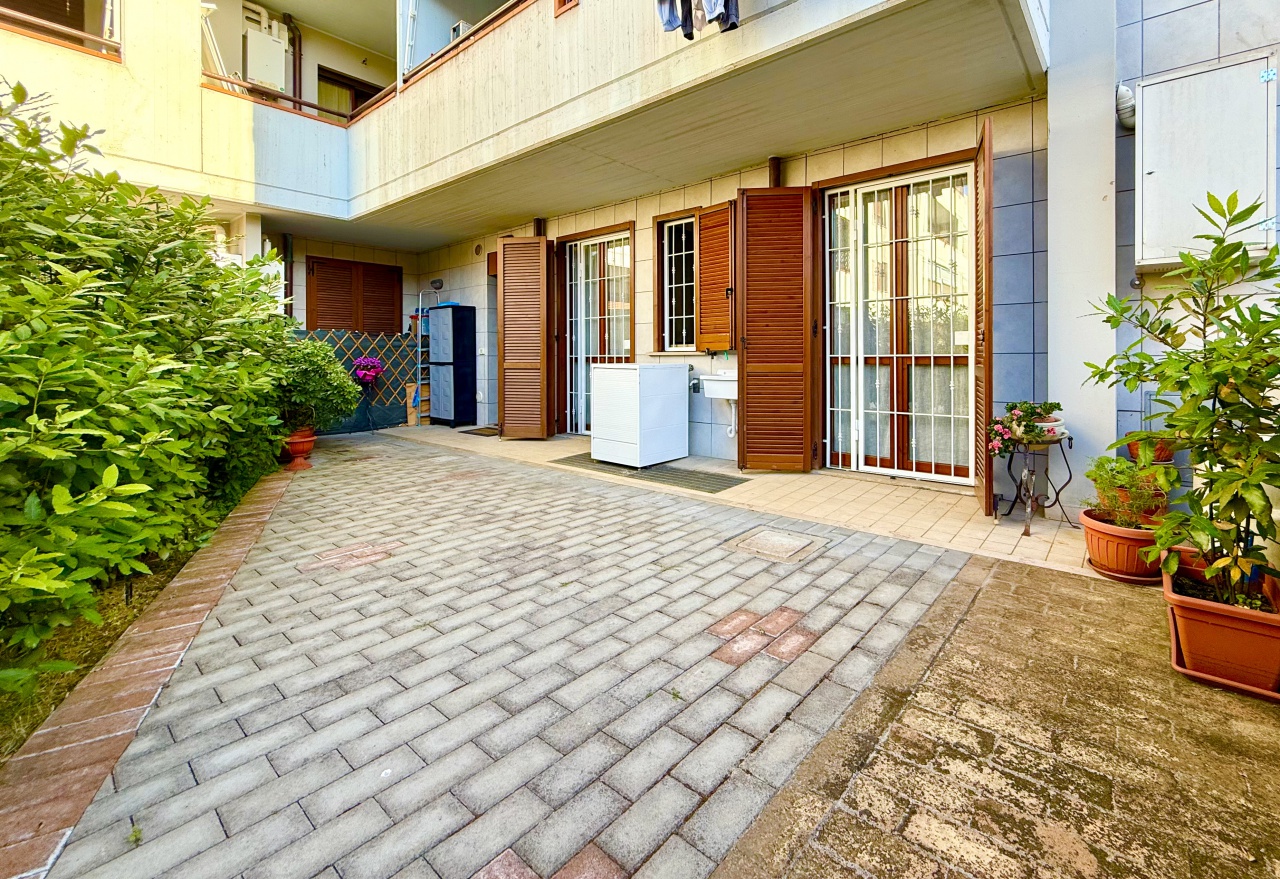 Casa indipendente con giardino in via monterosa, Grosseto