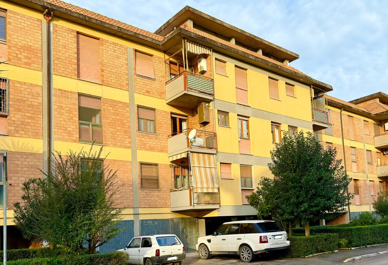 Quadrilocale con terrazzo in via turati, Grosseto