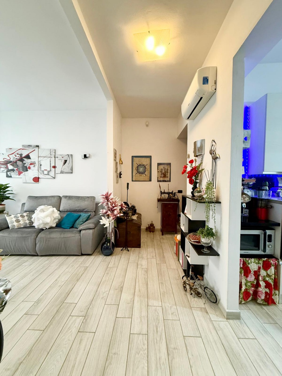 Quadrilocale con terrazzo in via lombardia, Grosseto