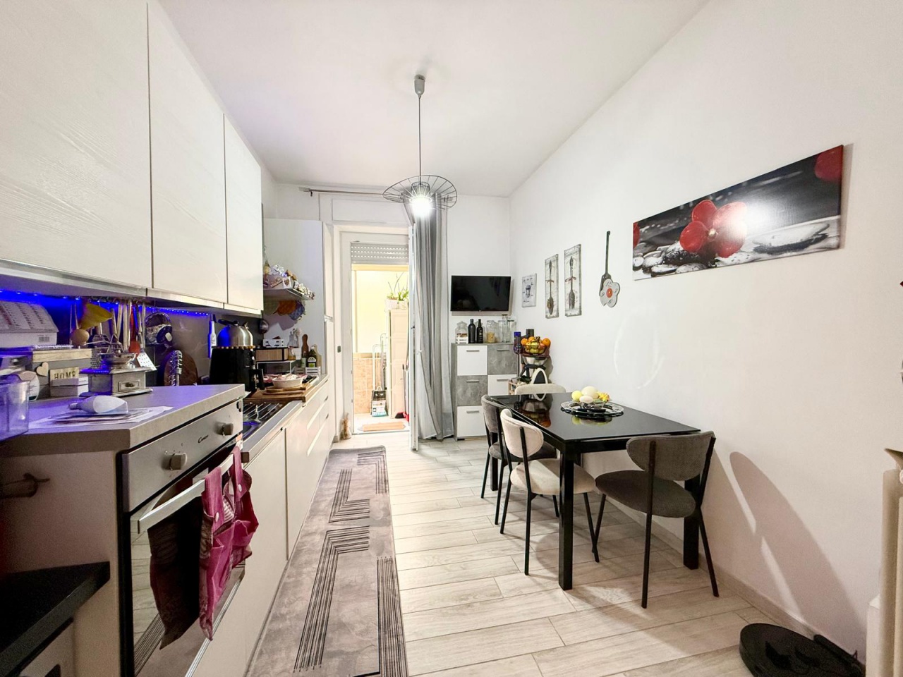 Quadrilocale con terrazzo in via lombardia, Grosseto