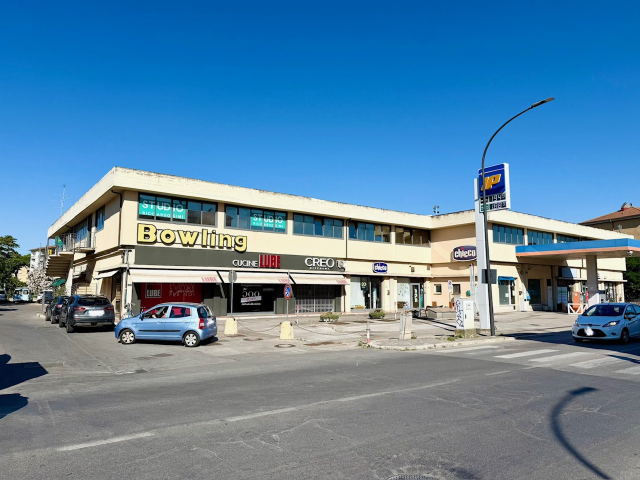 Attivit� commerciale con terrazzo in via aurelia nord, Grosseto