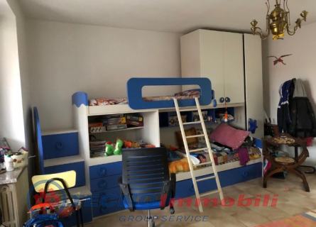 Casa indipendente con box a Rocca Canavese