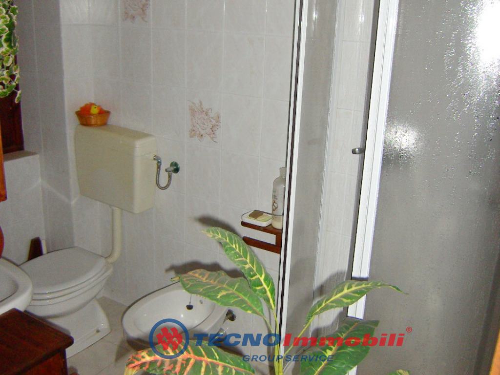 Casa indipendente con box a Rocca Canavese