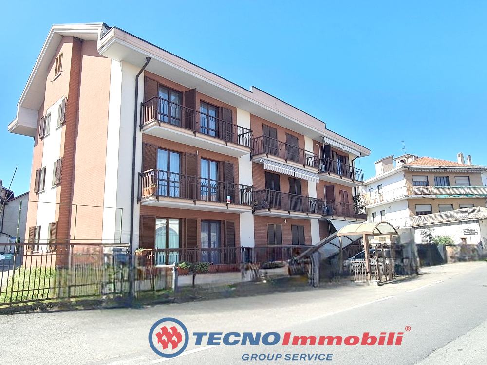 Trilocale con box a Favria