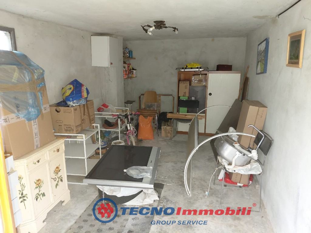 Bilocale con box a Corio