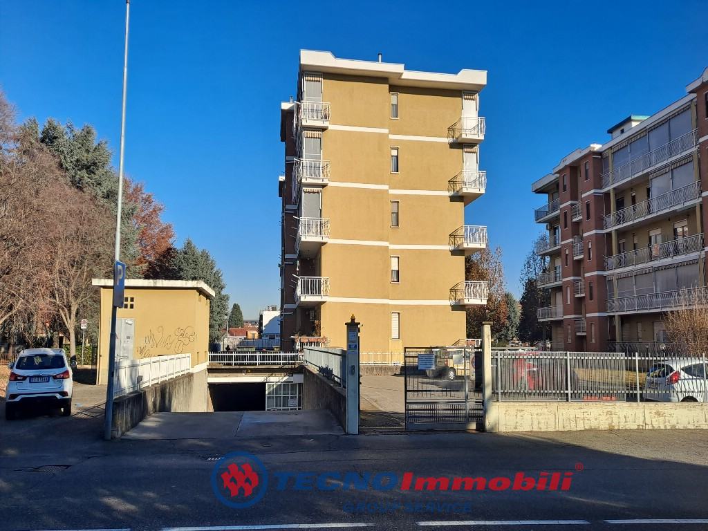 Posto auto coperto in vendita a Settimo Torinese