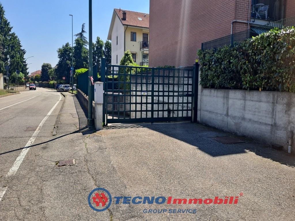 Posto auto coperto in vendita a Chieri