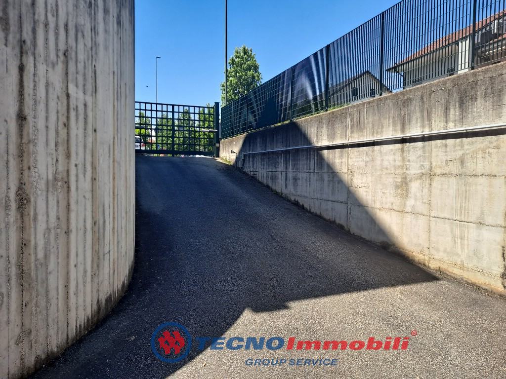 Posto auto coperto in vendita a Chieri