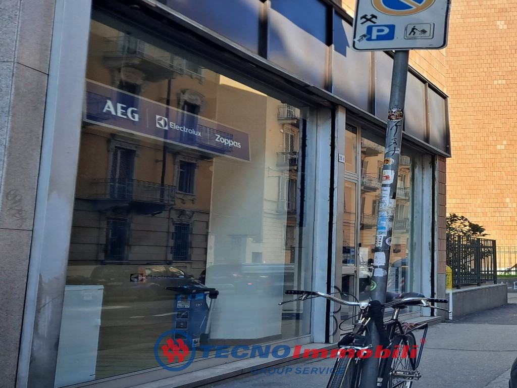 Locale commerciale in affitto, Torino vanchiglia