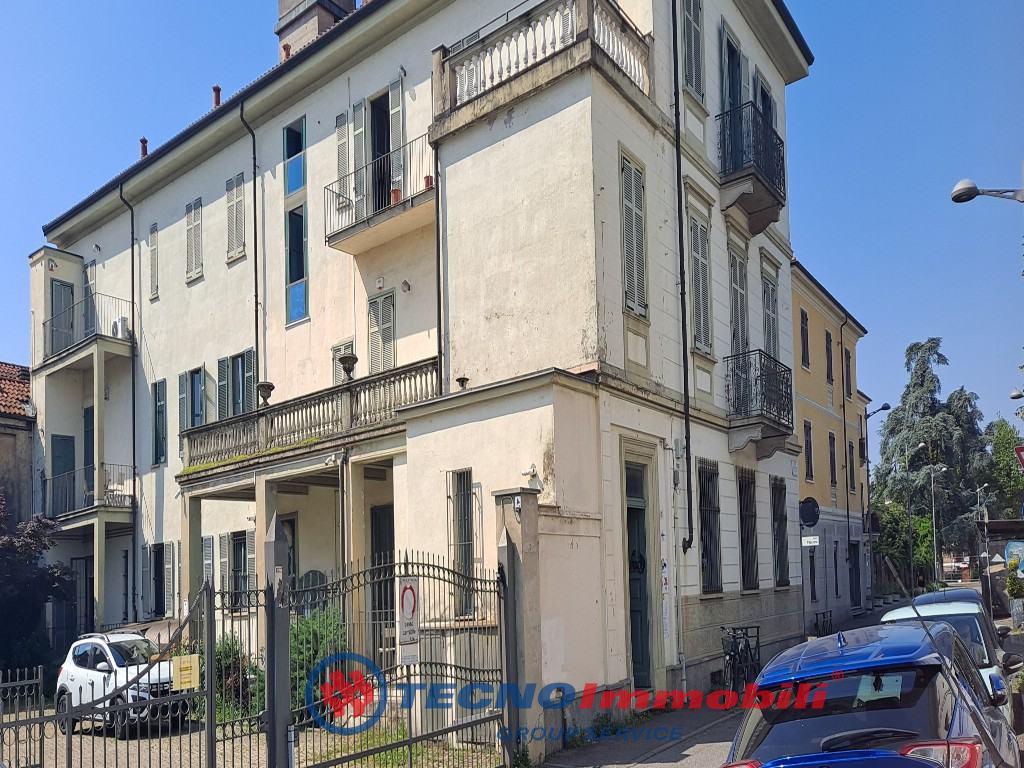 Posto auto coperto in affitto a Settimo Torinese